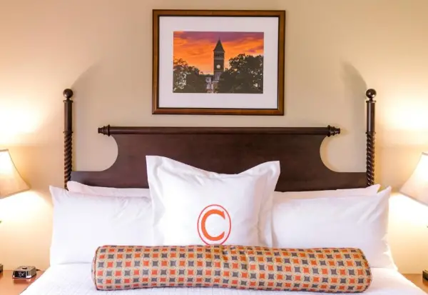 James F. Martin Inn 7
